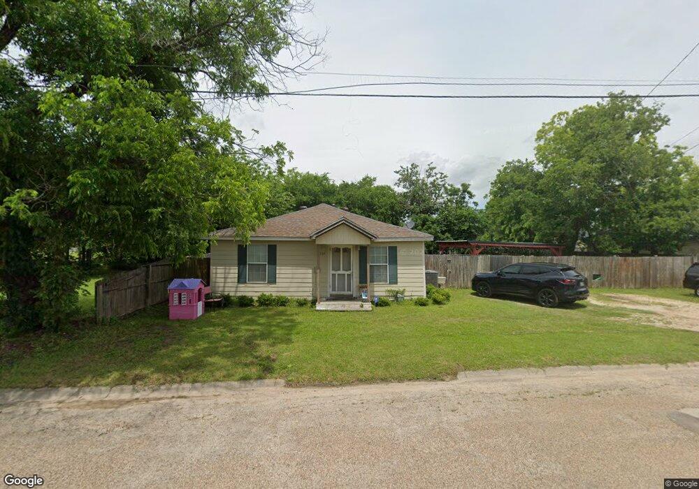 503 E Willingham St, Cleburne, TX 76031 - photo 1