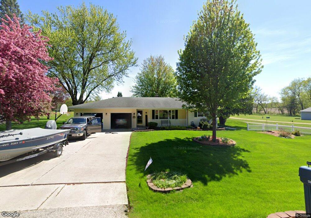 4873 Maple Ave, Fitchburg, WI 53711 - photo 1