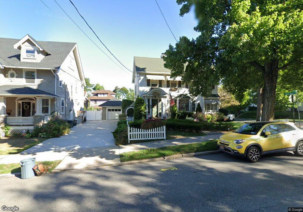 265 College Ave, Staten Island, NY 10314 - photo 1