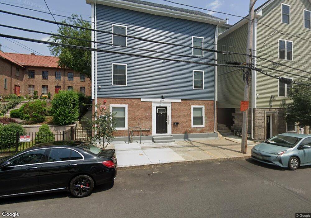 527 Charles St, Providence, RI 02904 - photo 1