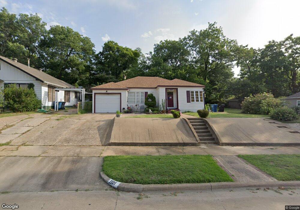 1521 W Crawford St, Denison, TX 75020 - photo 1