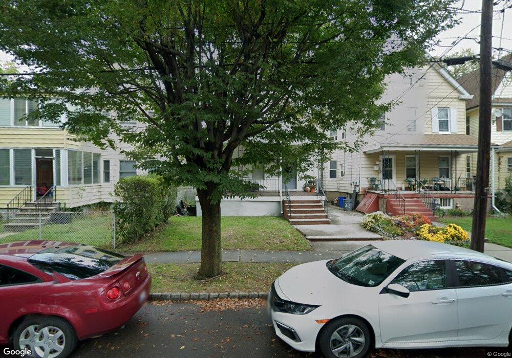 18 Oak Place unit 2, Montclair, NJ 07042 - photo 1