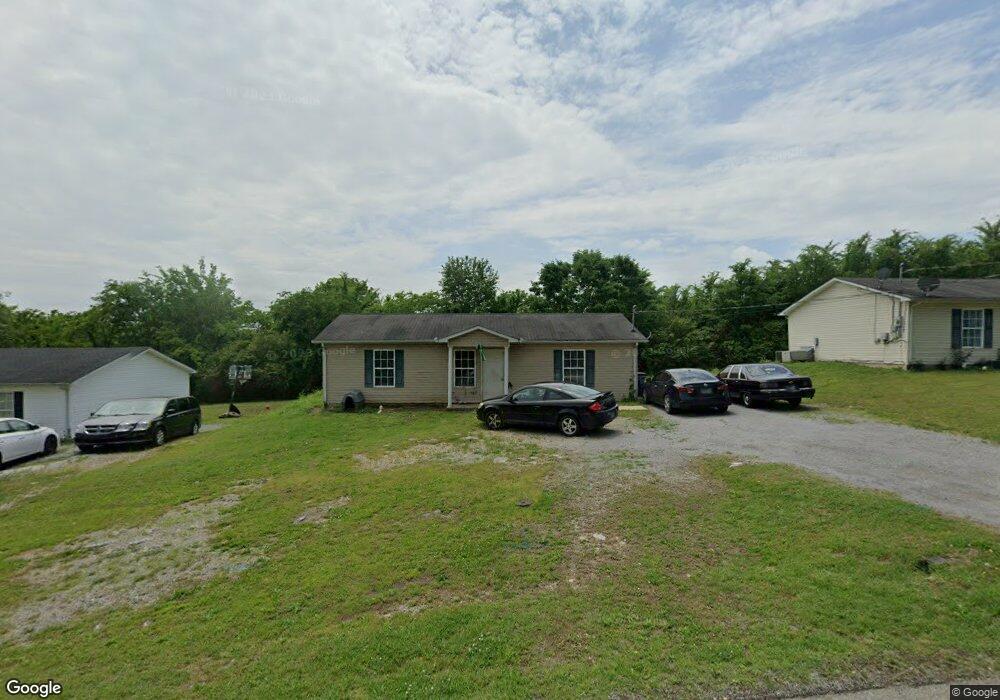 427 Dover St, Shelbyville, TN 37160 - photo 1