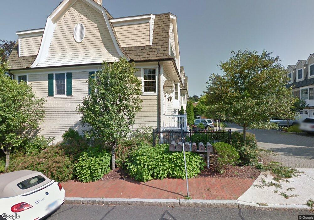 8 Maple St unit 4, New Canaan, CT 06840 - photo 1