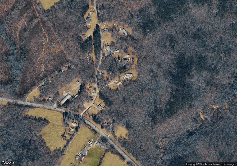 170 Cherry Cir, Cornelia, GA 30531 - photo 1