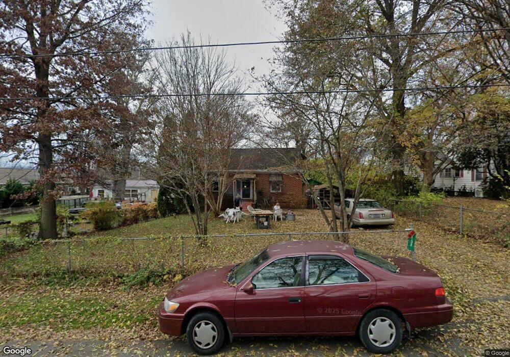 158 E Grand Ave, Johnson City, TN 37601 - photo 1