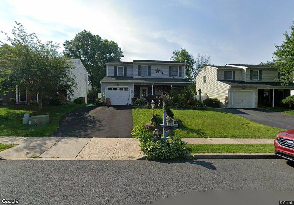 135 Gentry Dr, Perkasie, PA 18944 - photo 1