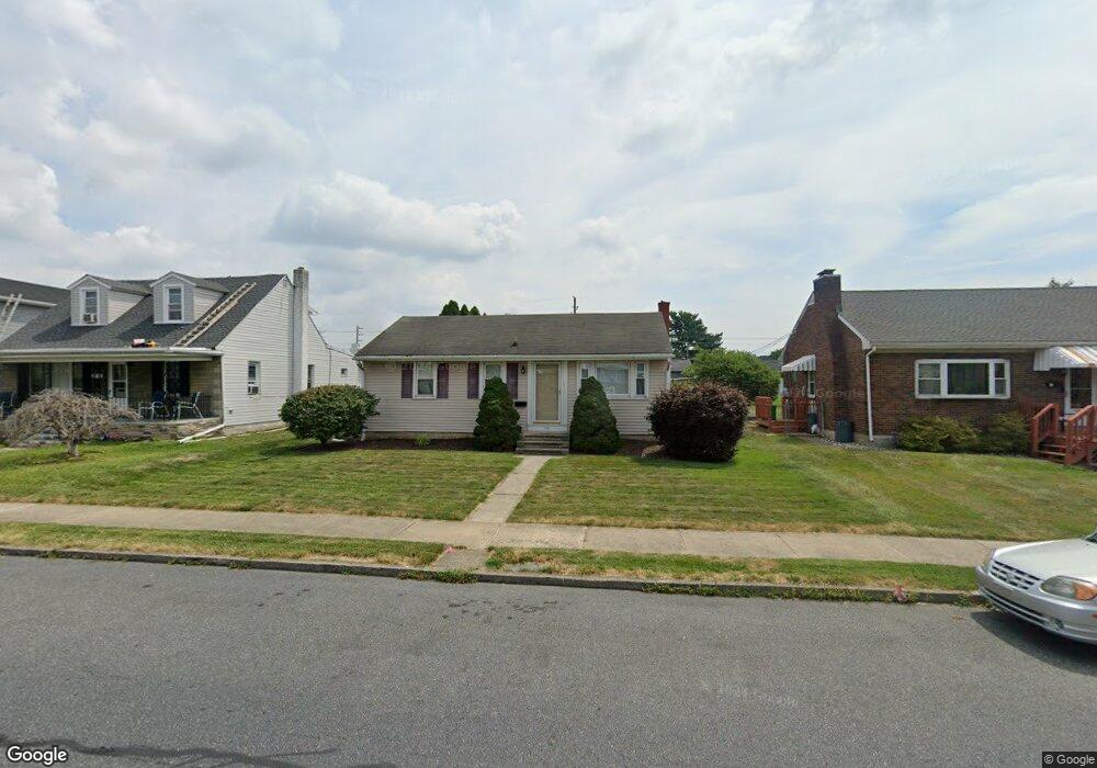 731 N Maxwell St unit 733, Allentown, PA 18109 - photo 1