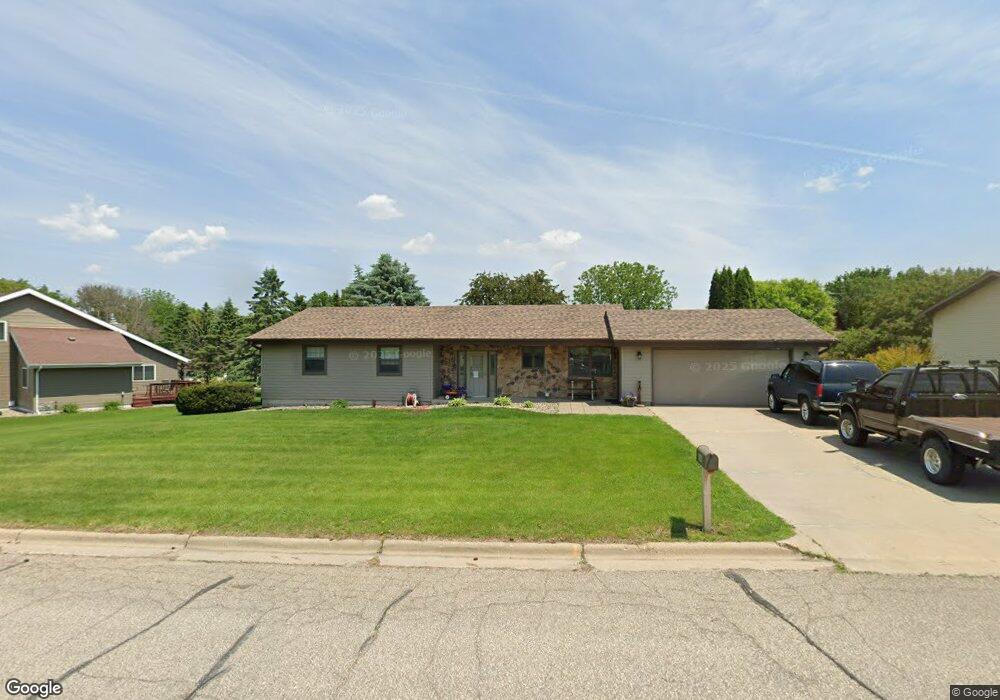 404 E 9th St, Zumbrota, MN 55992 - photo 1