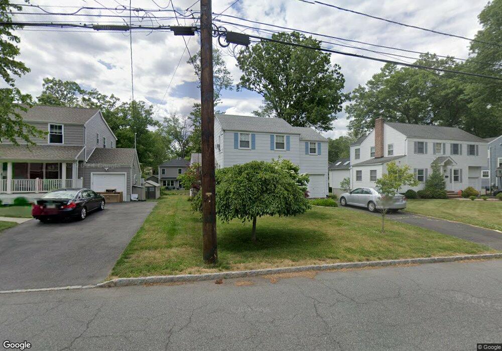 43 Winchester Rd, Livingston, NJ 07039 - photo 1