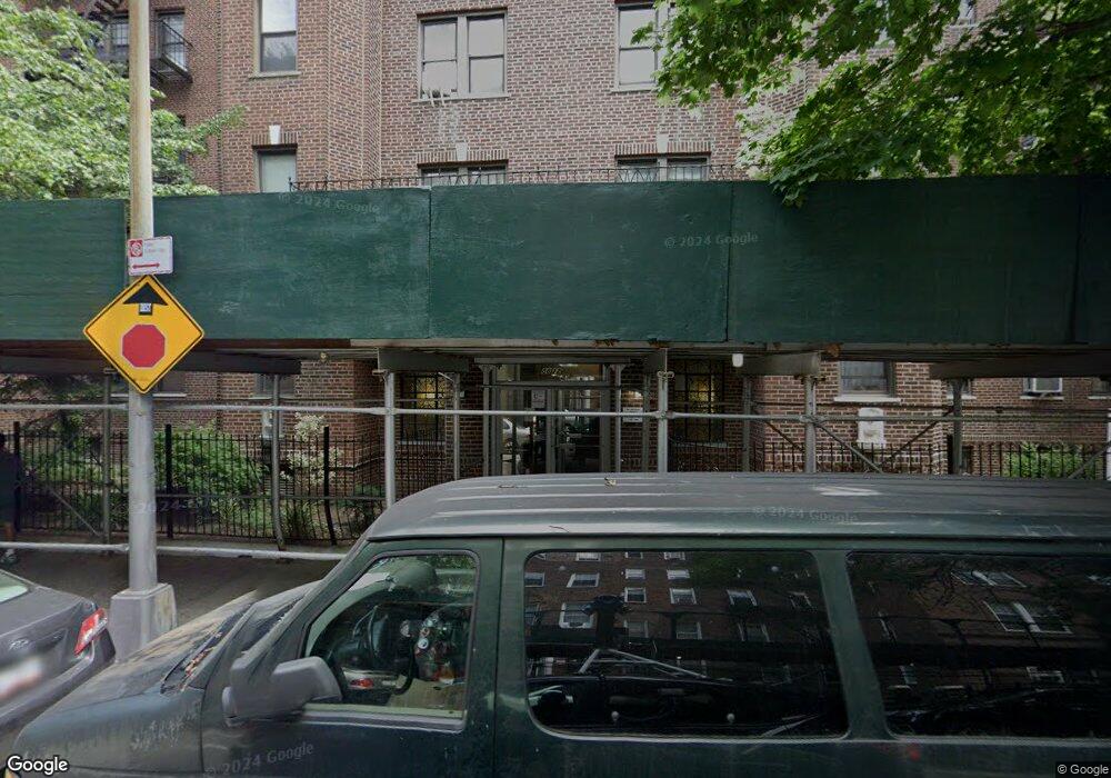 88-12 Elmhurst Ave unit 426, Elmhurst, NY 11373 - photo 1