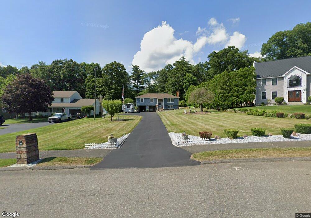 135 Parker Ln, Ludlow, MA 01056 - photo 1