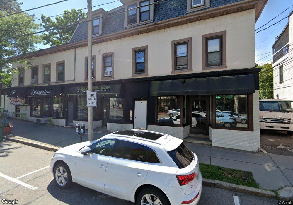 12 Lincoln St unit 1, Newton Highlands, MA 02461 - photo 1