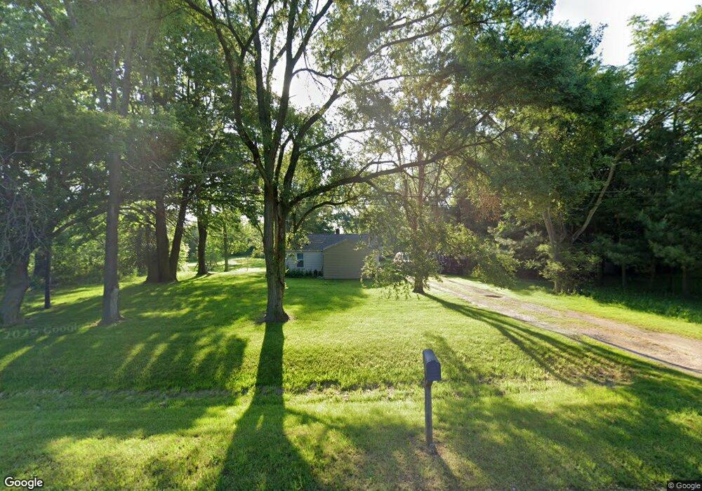 9156 N Genesee Rd, Mount Morris, MI 48458 - photo 1