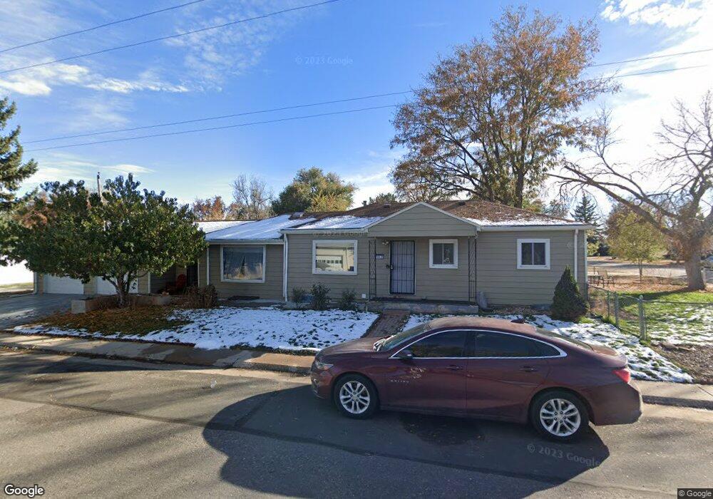 2072 Iola St, Aurora, CO 80010 - photo 1