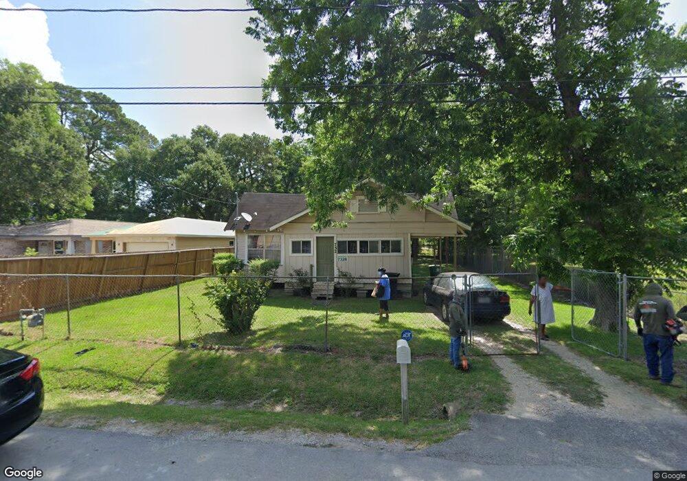 7328 Vinson St, Houston, TX 77088 - photo 1