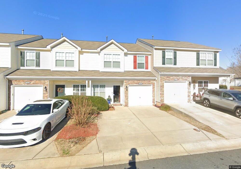 323 Sandy Spring Ln unit 89, Clover, SC 29710 - photo 1