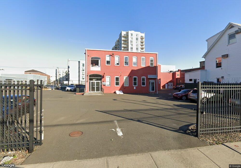 575 Pacific St, Stamford, CT 06902 - photo 1