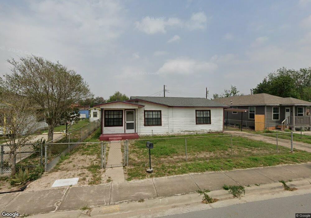 209 E Bell Ave, Pharr, TX 78577 - photo 1