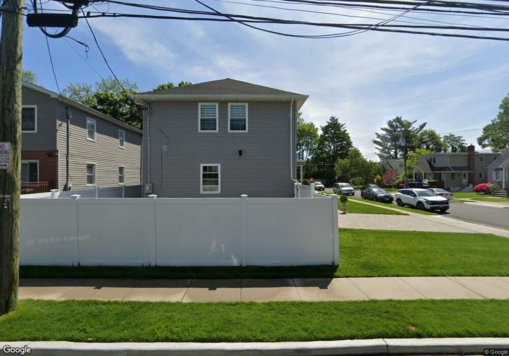 190 Goldenrod Ave, Franklin Square, NY 11010 - photo 1