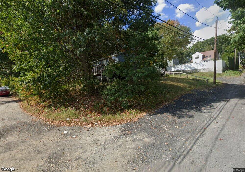 110 Wamsutta Ave, Worcester, MA 01602 - photo 1