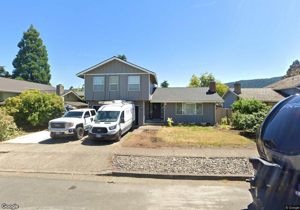 593 71st St, Springfield, OR 97478 - photo 1