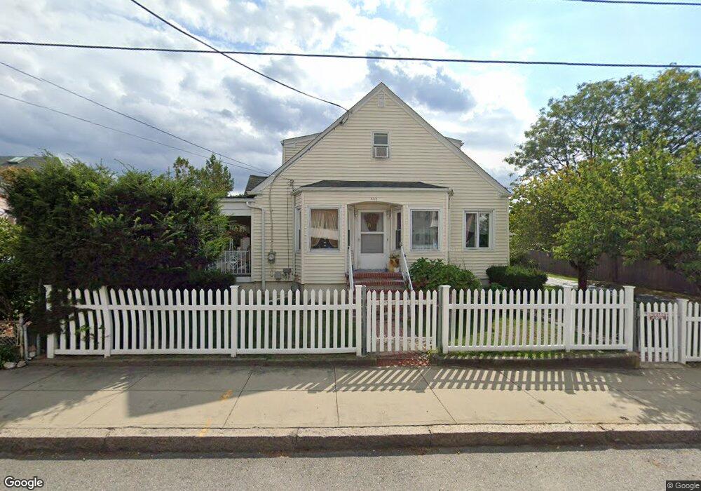 607 Penn St, Fall River, MA 02724 - photo 1