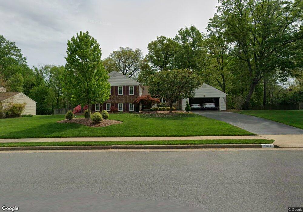 1511 Laurel Hill Rd, Vienna, VA 22182 - photo 1