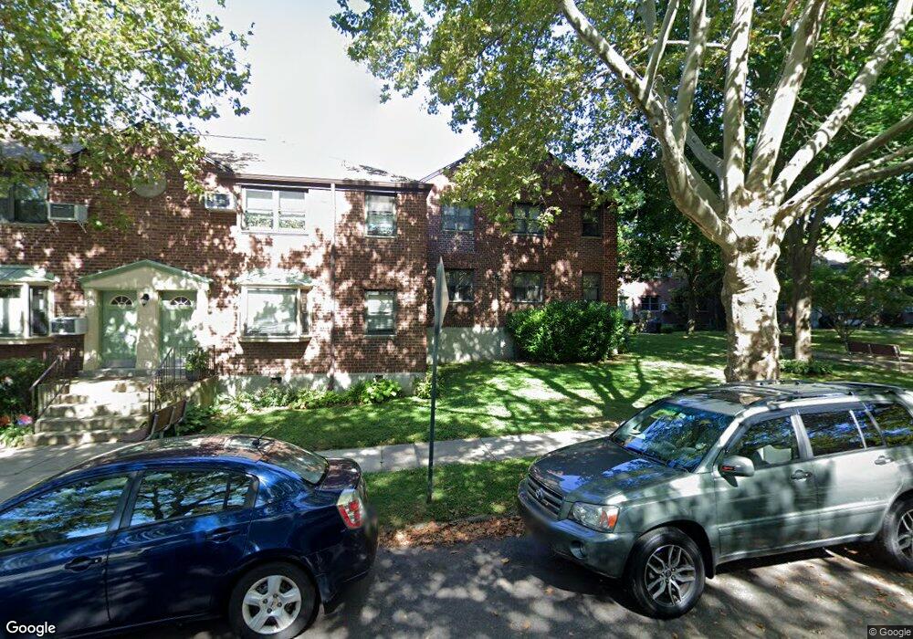 5856 246th Crescent unit F4, Little Neck, NY 11362 - photo 1