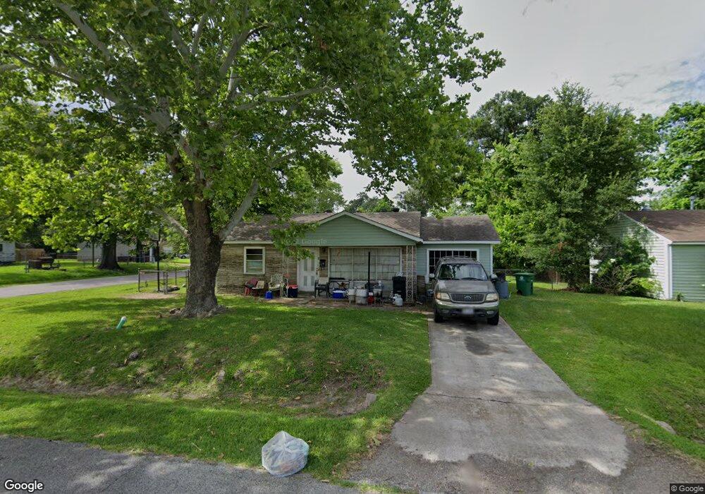 3201 Mccrarey Dr, Houston, TX 77088 - photo 1