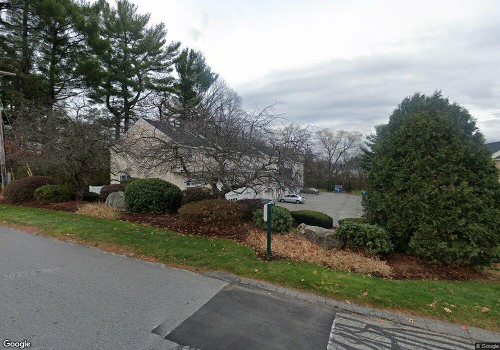 32 Frederick St unit 5        32, Dracut, MA 01826 - photo 1