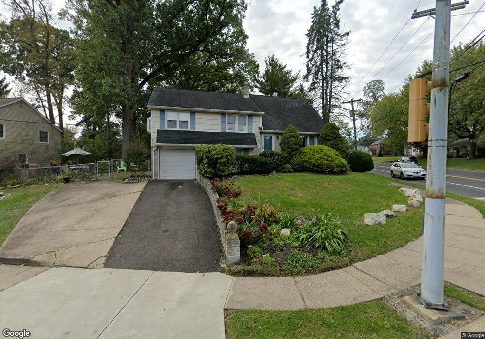 2980 Woodland Rd, Abington, PA 19001 - photo 1