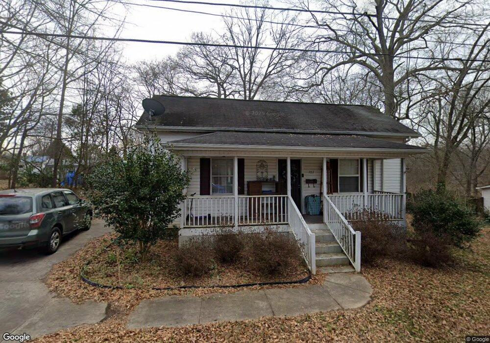 103 Oakland St, Clover, SC 29710 - photo 1