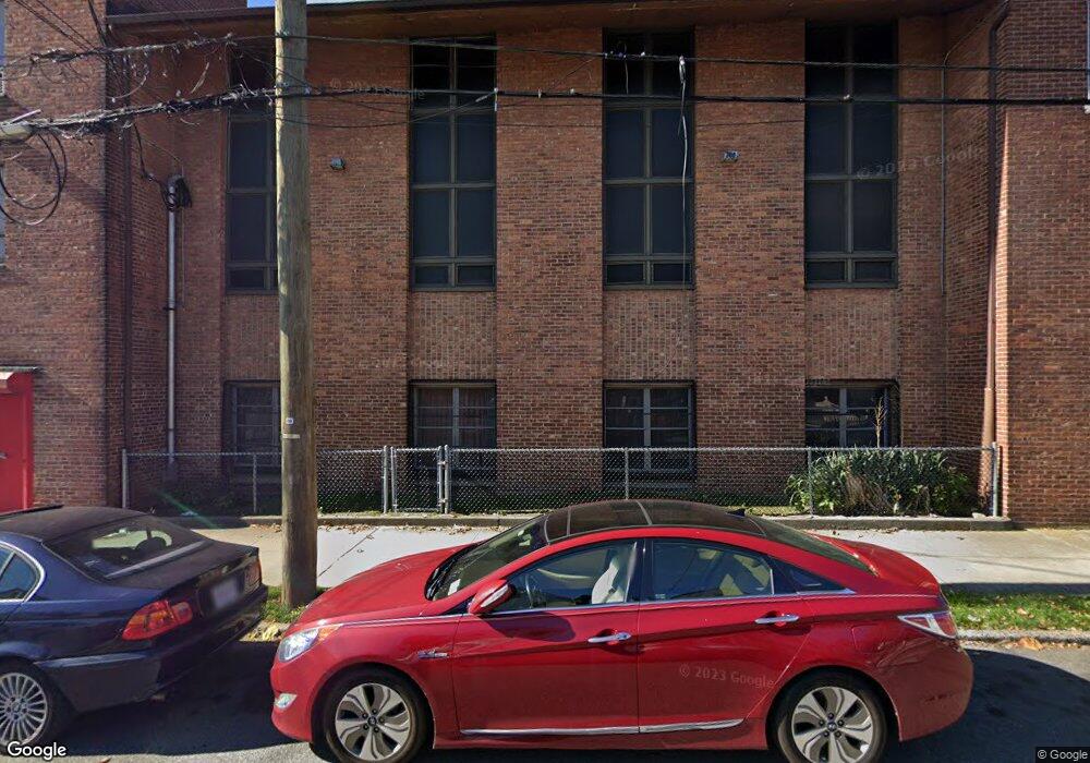 16418 108th Ave, Jamaica, NY 11433 - photo 1