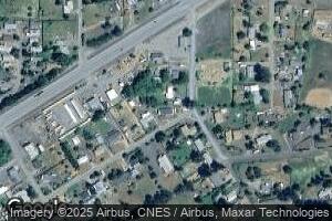 252 W Estella St, Glide, OR 97443