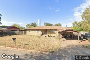 517 Ruth Dr, Carnegie, OK 73015