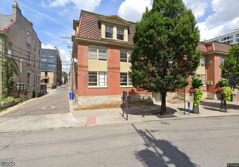 24 Buttles Ave unit A, Columbus, OH 43215 - photo 1