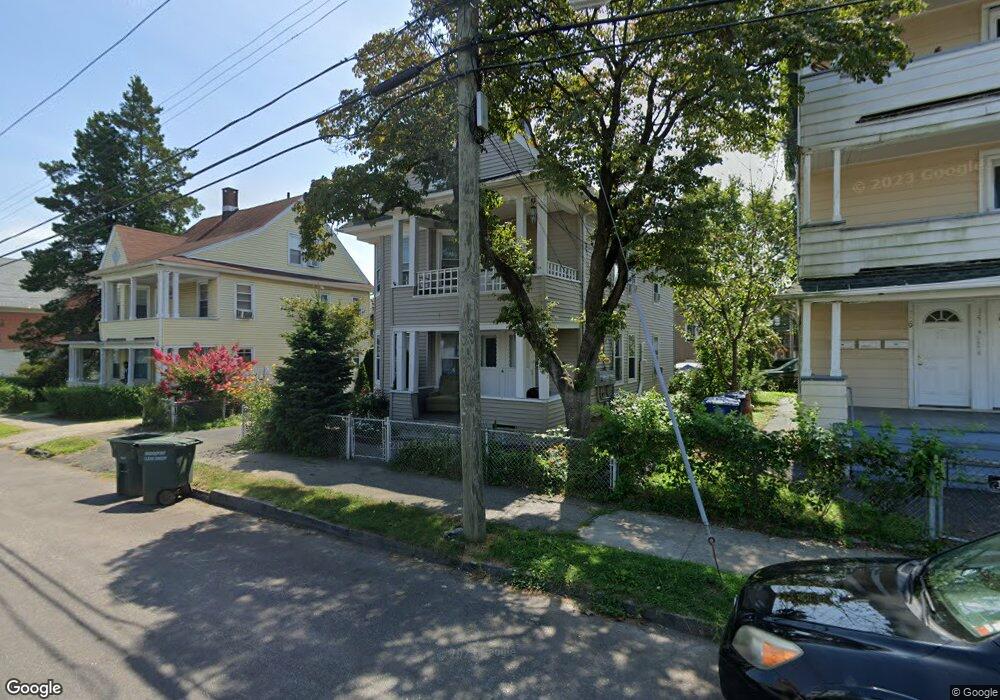 133 Hansen Ave unit 135, Bridgeport, CT 06605 - photo 1