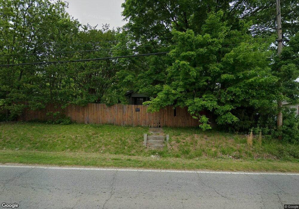1105 E Fairfield Rd, High Point, NC 27263 - photo 1