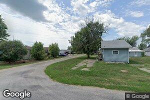 307 W Vernon St, Grandview, IA 52752