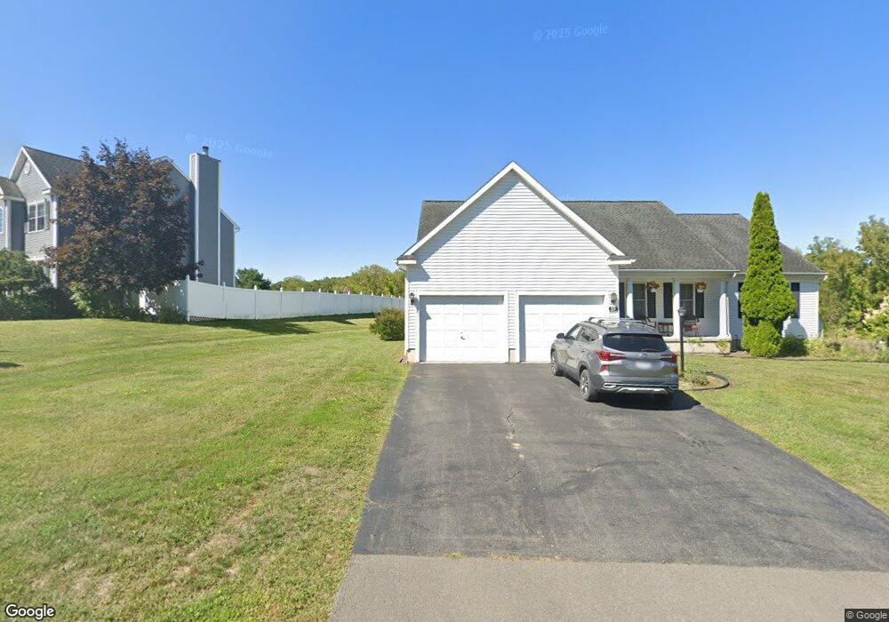 58 Sandy La, Bethlehem, NY 12158 - photo 1