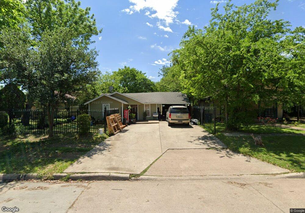 809 S Dallas St, Ennis, TX 75119 - photo 1