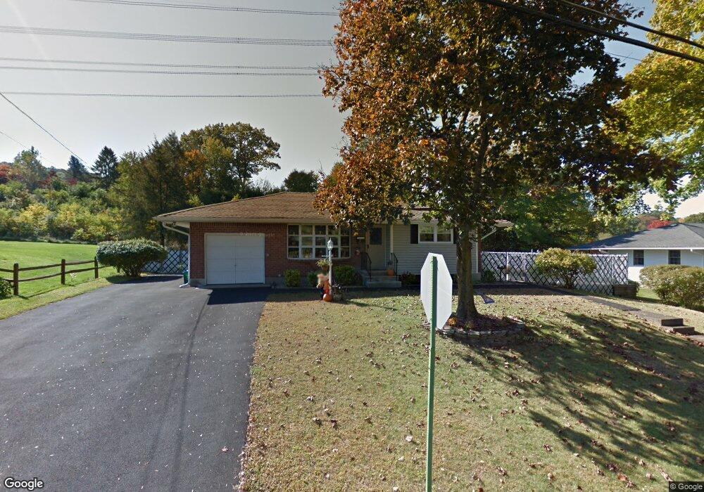 5 Woodridge Dr, Garnerville, NY 10923 - photo 1