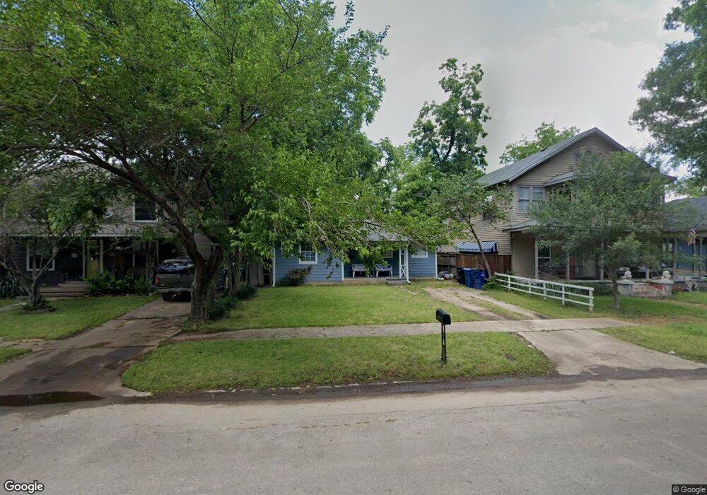 519 W Owing St, Denison, TX 75020 - photo 1