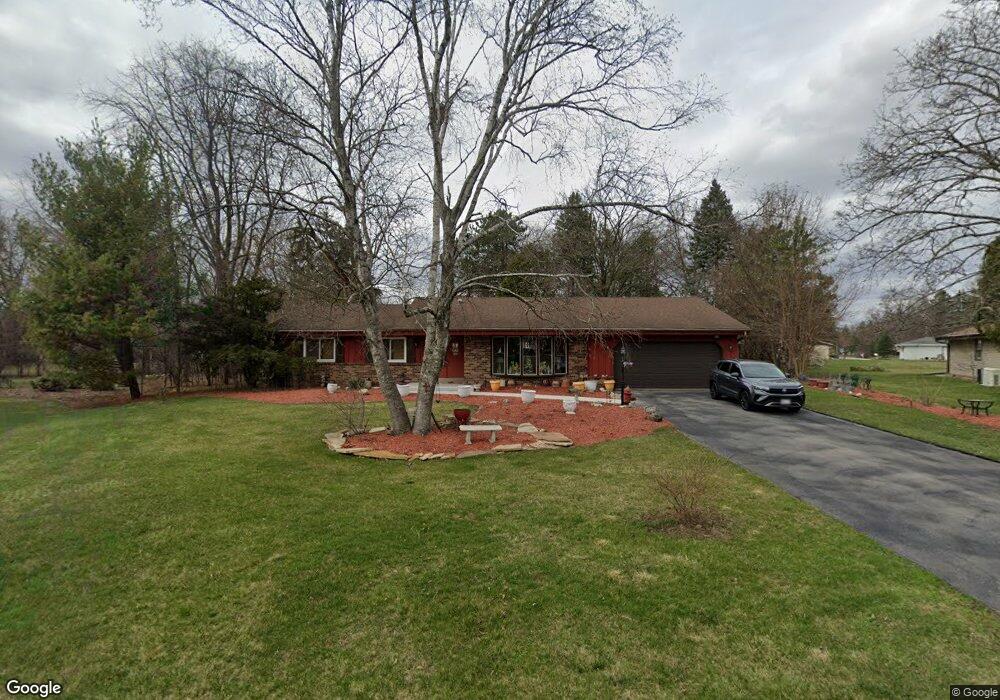 11770 W Shields Dr, Franklin, WI 53132 - photo 1