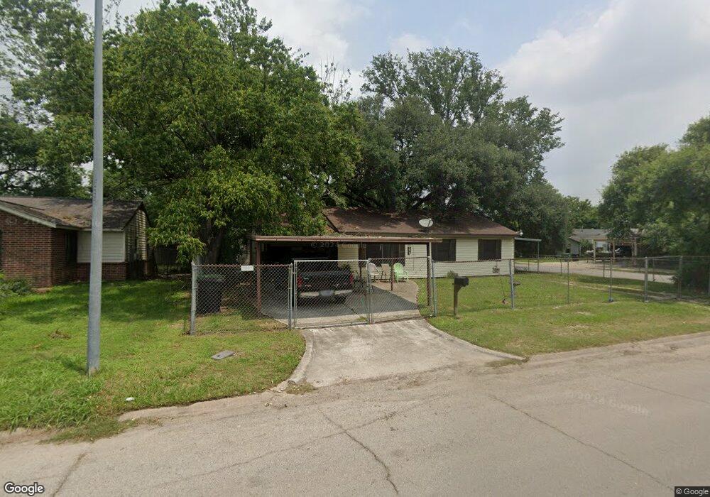 3059 Sagebrush Dr, Houston, TX 77093 - photo 1