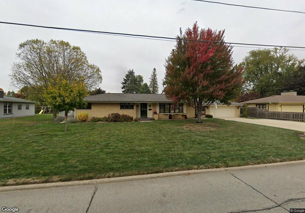 1004 S 13th Ave W, Newton, IA 50208 - photo 1