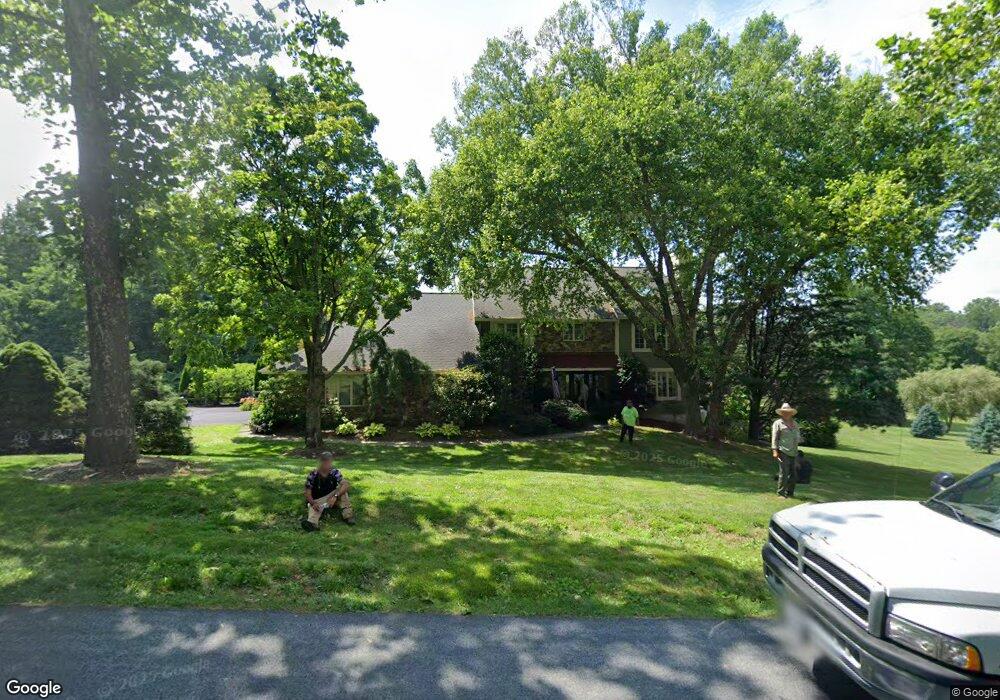 613 Aberdeen Rd, Kennett Square, PA 19348 - photo 1