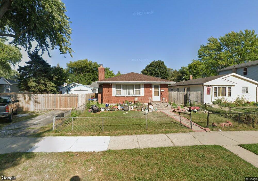 213 S Fulton Ave, Waukegan, IL 60085 - photo 1