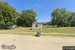 710 S 12th St, Keithsburg, IL 61442